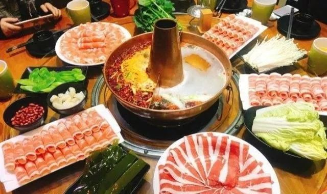 「主食」国内最受欢迎的15种火锅让你欲罢不能(图9)