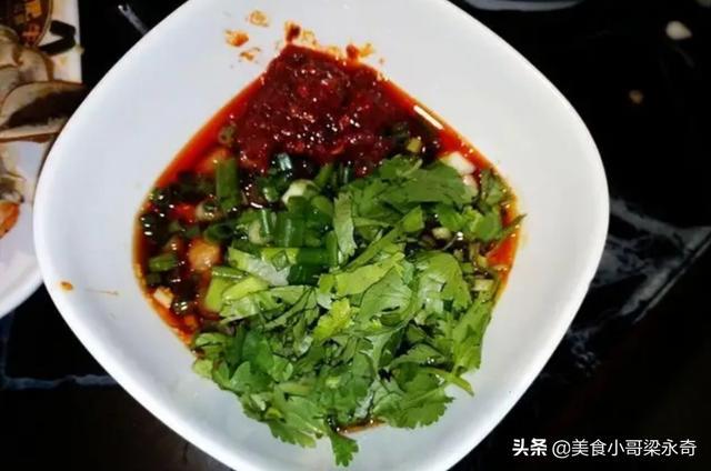 吃火锅时蘸料怎么调才好吃？大厨教你调4种蘸料不懂快学学吧(图5)